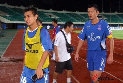 LPL主持BaoBao分享照片：这两天属于是提前过万圣节了