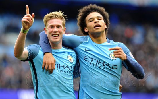 小草包沙皇乱戳 泡芙女警乱射 Heart勇敢开团 泡芙队扳回一城