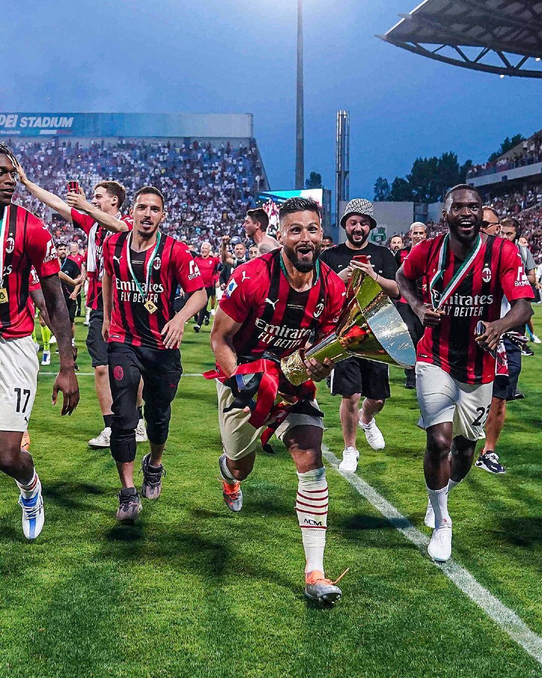 RNG宣布：辅助选手Iwandy和打野选手Geju正式加入RNG